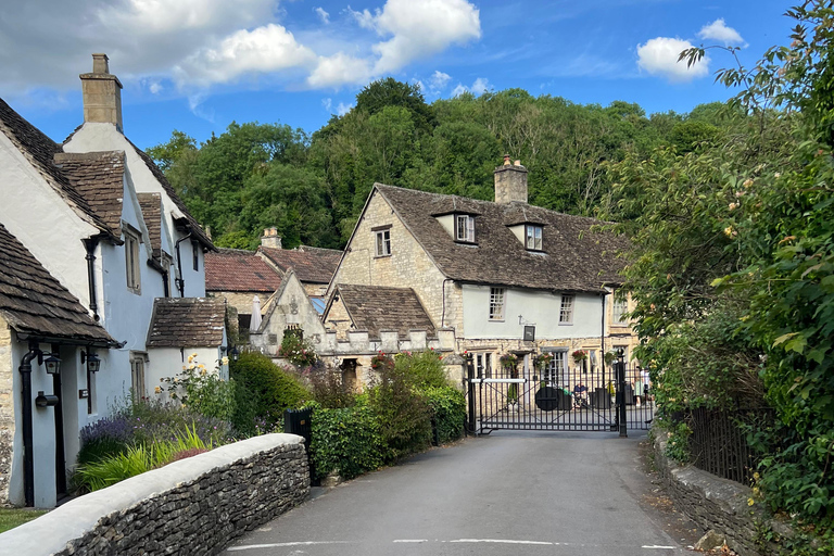 From London: Small Group Travel to Bath Stonehenge Cotswold