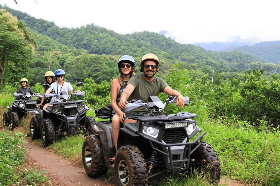 Chiang Mai: Quad-Abenteuer | Wasserfall & Bambus-Rafting. Foto: GetYourGuide Chiang Mai: Quad-Abenteuer | Wasserfall & Bambus-Rafting. Foto: GetYourGuide