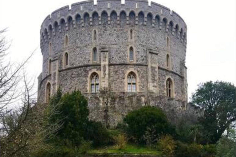 Excursão privada de um dia às inesquecíveis aldeias de Cotswolds e Windsor