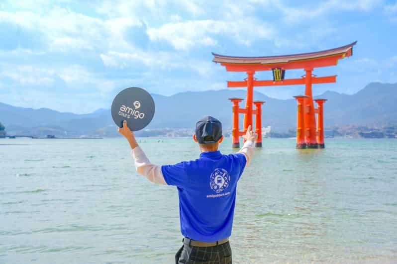 Day Trip to Hiroshima & Miyajima with Itsukushima Shrine