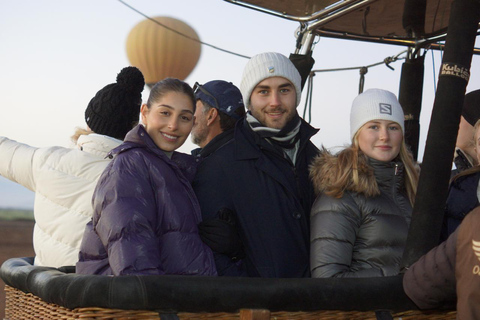 Marrakech: Sunrise Hot Air Balloon Flight and Berber Breakfast