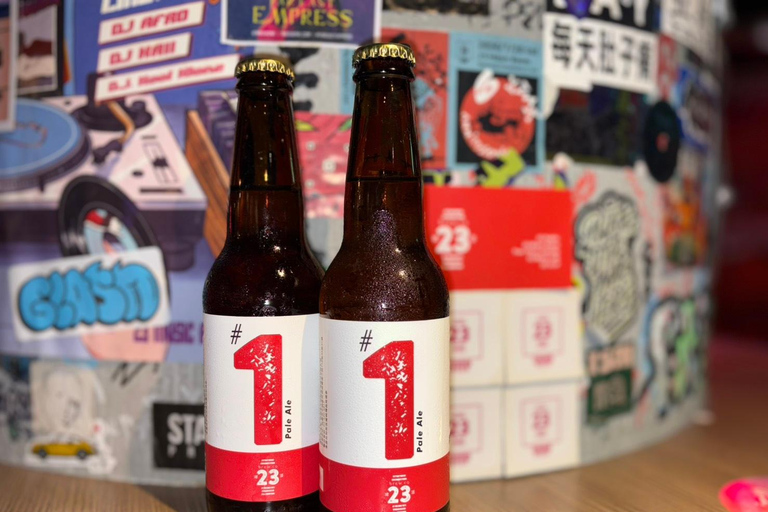 Taipei: Tipsy Bus 2.0 Bar-Hopping & Nightlife Experience