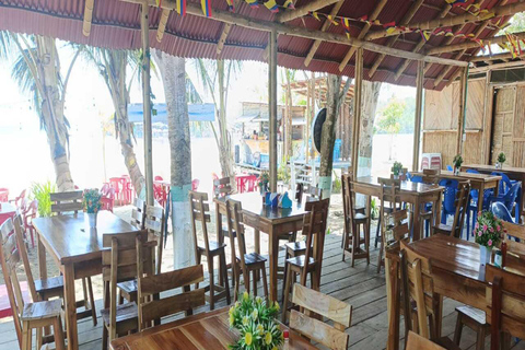Santa Marta: Palomino Day Trip with Breakfast & Lunch