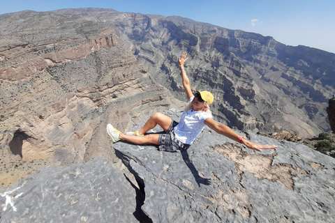 Nizwa Fort - Nizwa Souk - Al Hamra - Misfah - Jebel Shams
