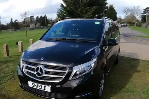 Heathrow to Southampton Private Cruise Transfer Luxury MPV