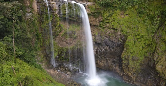 Manuel Antonio: Eco Chontales Waterfall Hike with Lunch