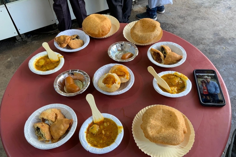 Old Agra: Street Food Tour z targiem przypraw na Tuk-Tuk