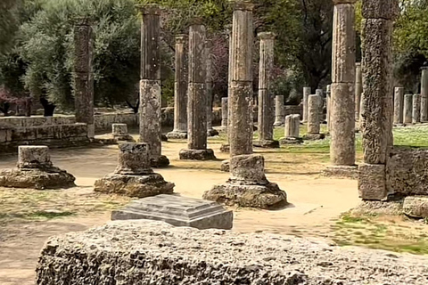 Katakolo: Ancient Olympia Tour with Food and Drinks