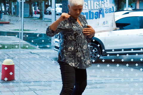 Montevideo: Tango Class with Professional Artists and Photo