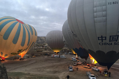 Capadocia: tour privado en globo aerostático y destacados