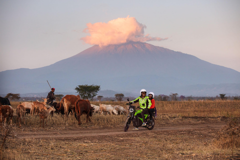 Arusha: Aluguel de motocicletas elétricas