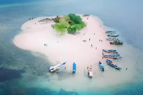 Explora y practica snorkel en la isla secreta de Gili Nanggu.Explora y practica snorkel en la isla secreta de Gili Nanggu