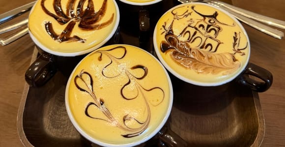 Hanoi: Food Tour with Drinks