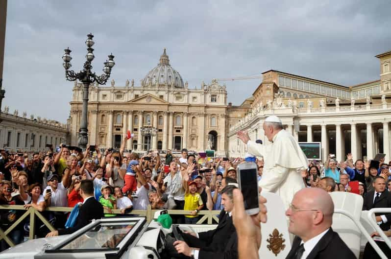 Cité du Vatican : Billets pour l'audience papale avec transfert ...