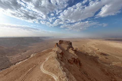 Från Riyadh: Världens utkant och äventyret Darb Al-Manjoor