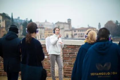 Private Tour mit Führung in Verona, begleitet von einem Engel.
