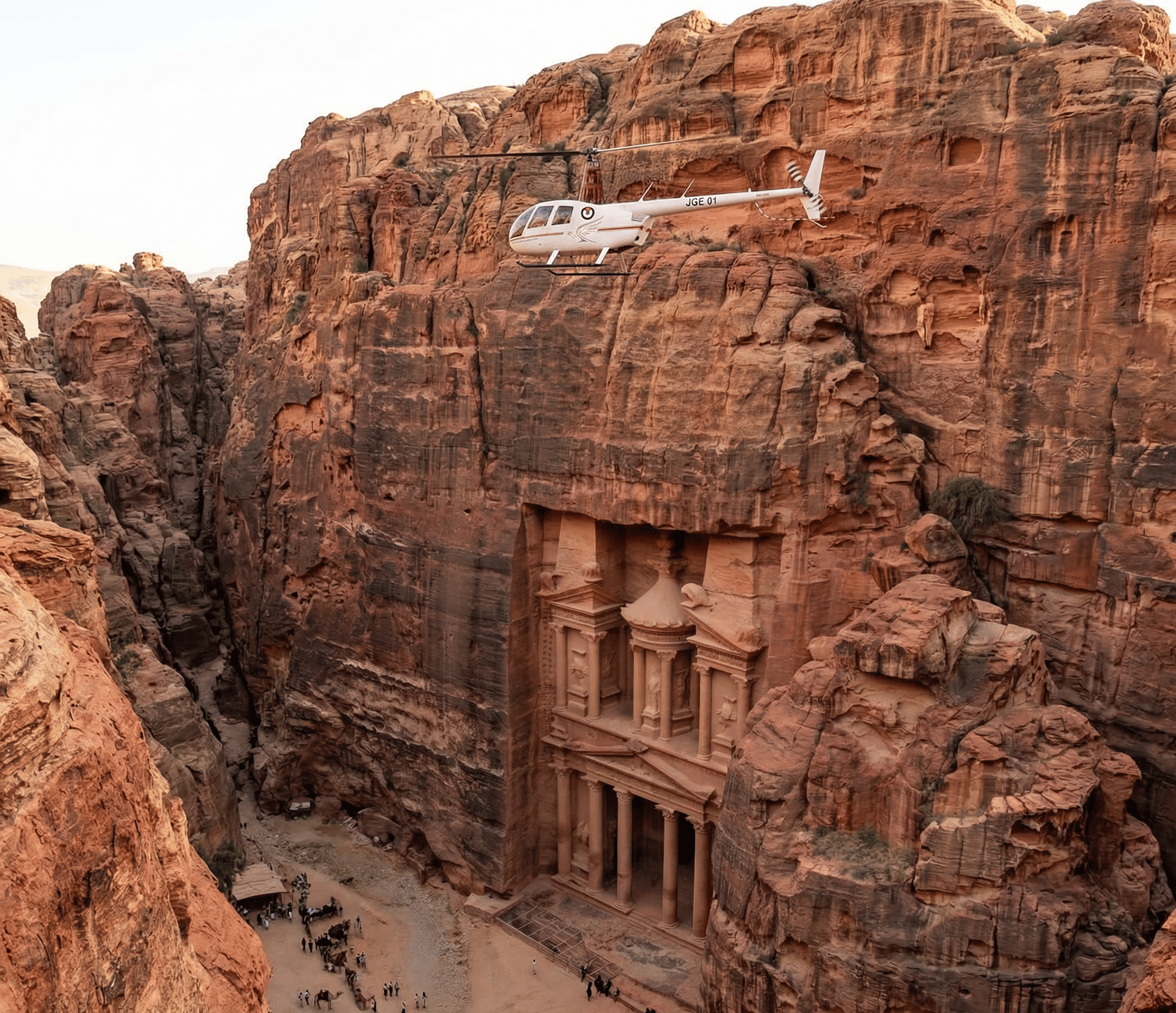 Amman: Petra-Hubschrauberflug mit optionalem Rückflug