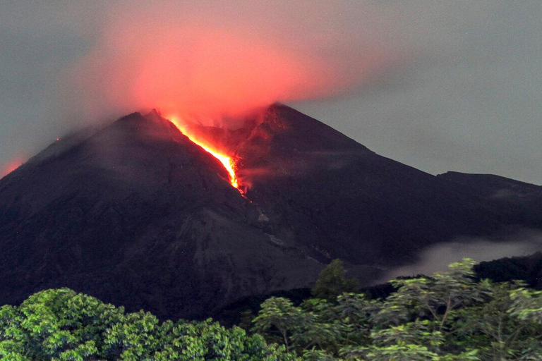 Merapi Sunset and Lava Flow Night Tour