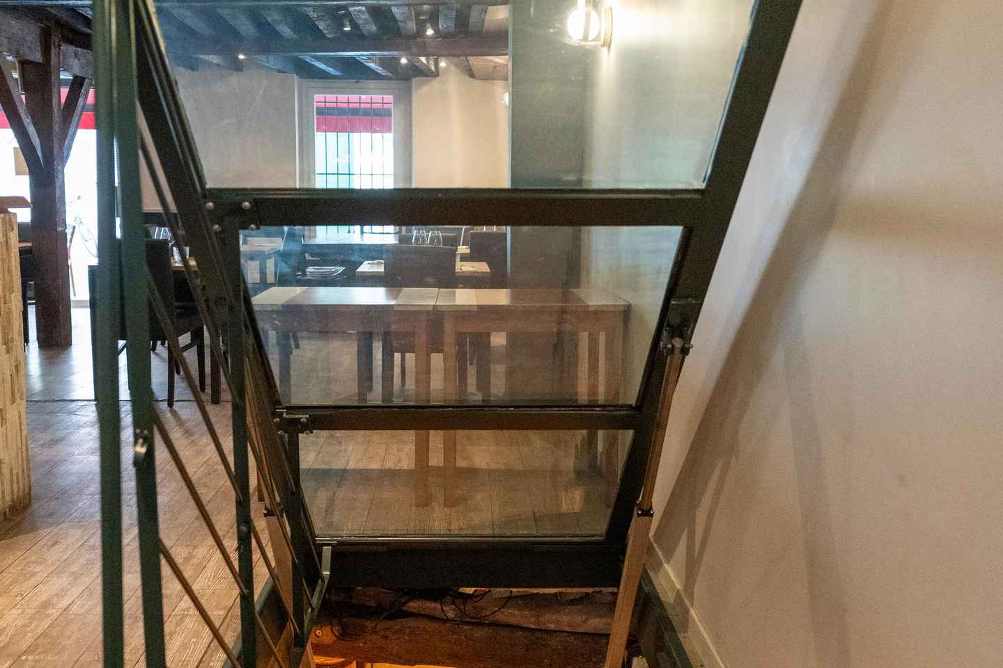 Historic Center of Dijon : Discovery Tasting Wine Burgundy