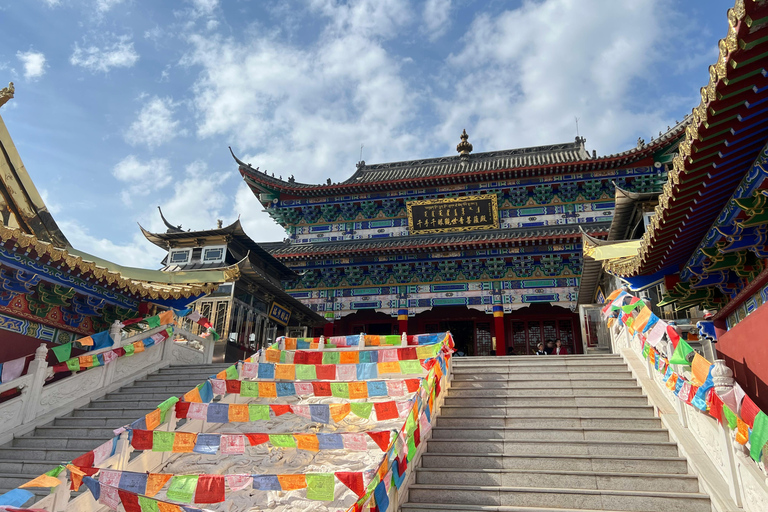 Shanghai: 10-Day Tibet Train Tour with Everest Base Camp