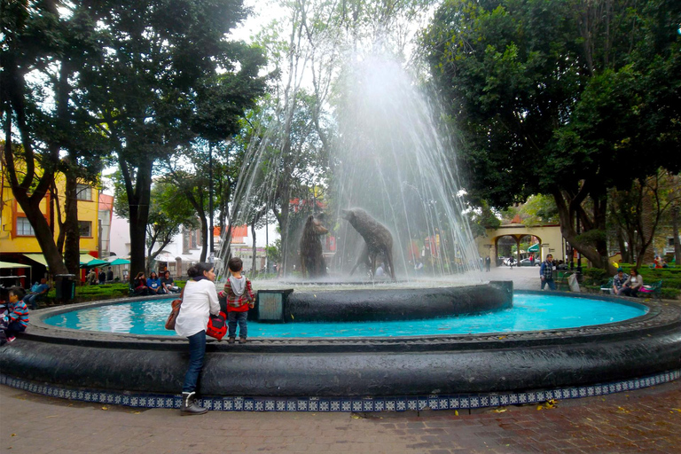 تيوتيهواكان، غوادالوبي، زوتشيميلكو كويواكان وفريدا كاهلوجولة في ضريح تيوتيهواكان وزوتشيميلكو وغ