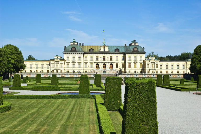 Wycieczka promem z pominięciem kolejki do Pałacu Drottningholm w Sztokholmie6-godzinny: Pałac Drottningholm i Pawilon Chiński promem