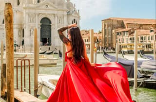 Venedig: Fotoshooting mit fliegendem Kleid und Video-Option