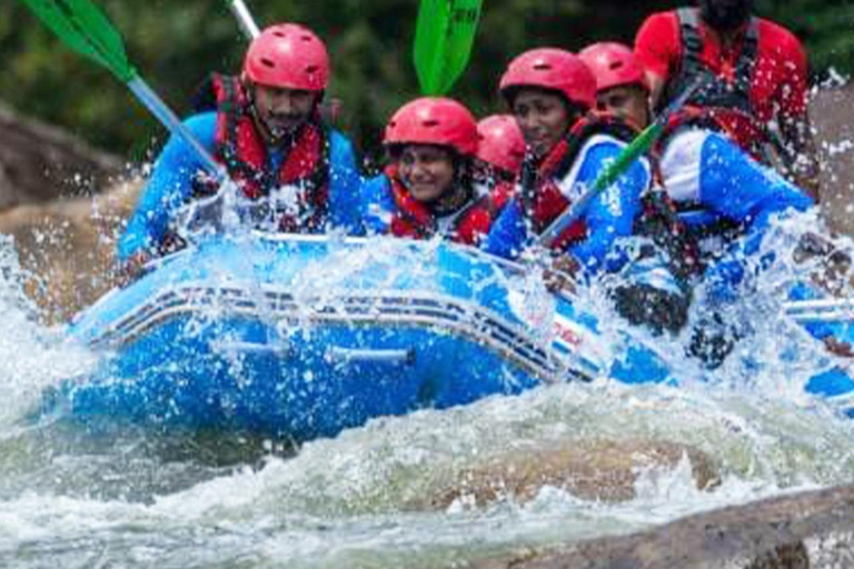 From Kandy: Kithulgala Tuk Tuk Day Tour
