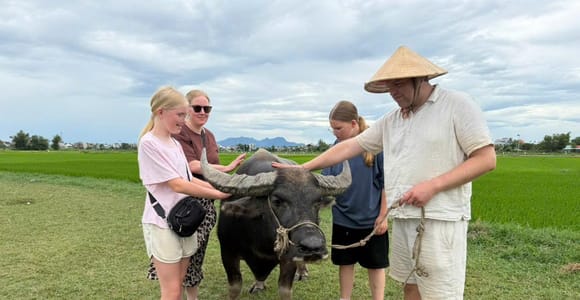 Hoi An: Bike Tour with Bamboo Village Visiting & Duck Farm