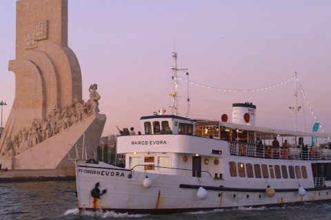 Lisbon Cultural Sunset Experience- Boat tour, Music & Drinks Sunset with music, tasting of typical drinks and pastries