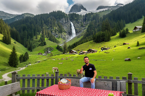 From Zurich or Lucerne: Stäubenfall Waterfall Hike & Picnic