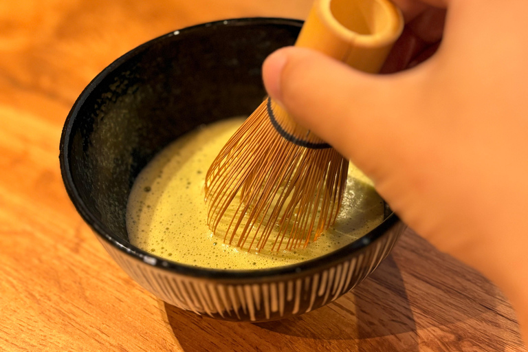 Kyoto: Kimono Rental and Matcha Experience