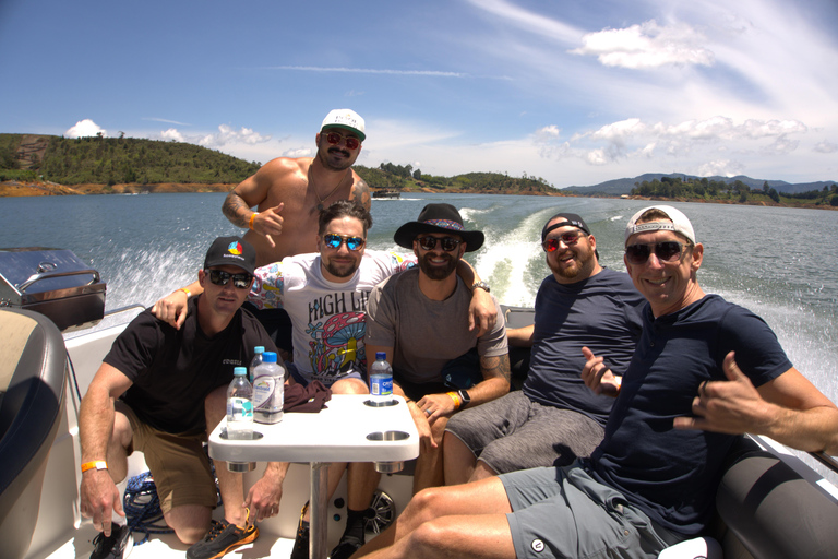 Van Guatape: Pablo Escobar Mansion, Paintball &amp; boottocht