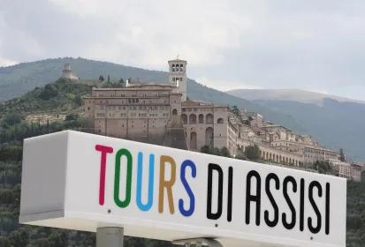 Assisi: Panoramatour mit dem Tuk Tuk - 3/4 Personen