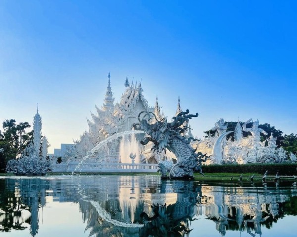 Visit Chiang Rai Private Bespoke Sightseeing Tour with Lunch in Chiang Rai