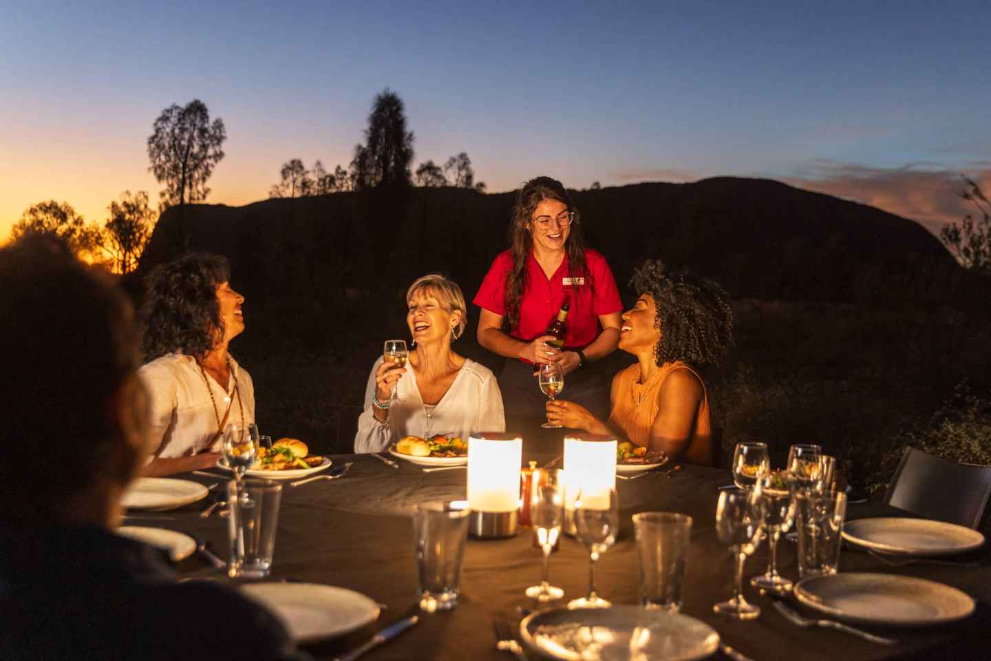 Uluru: Australian BBQ Dinner Under the Stars