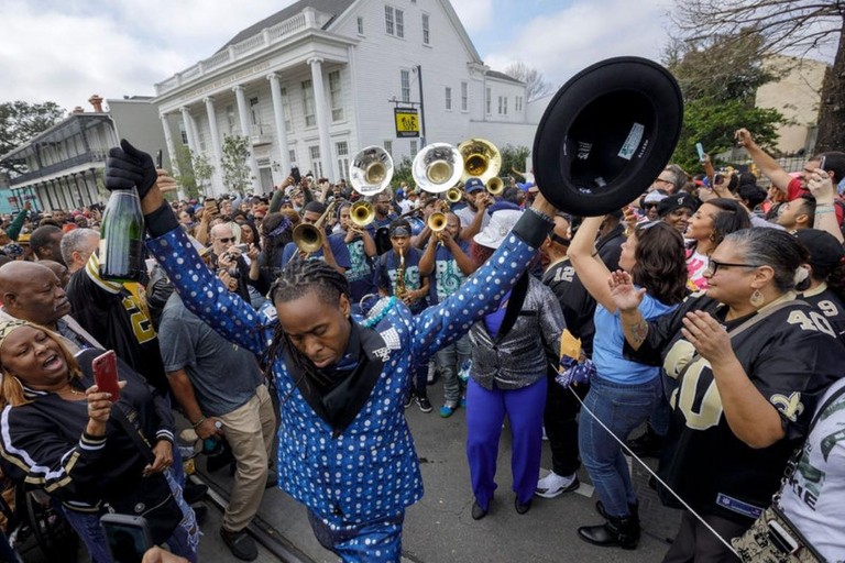 Second Line Tour &amp; Muziekbeleving