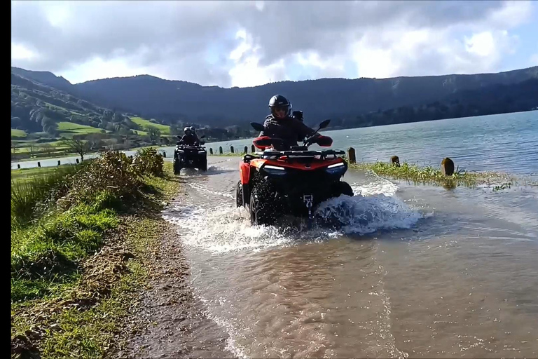 Ribeira Grande: Sete Cidades ATV-tur med fyrhjulingDUBBEL QUAD