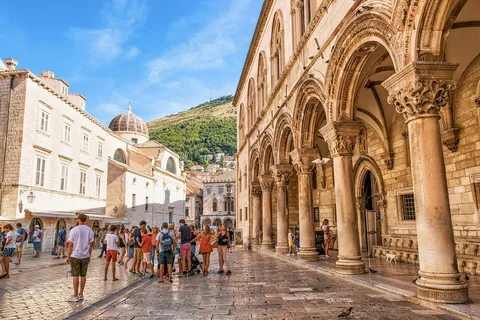 Dubrovnik: stadsmurar, rundvandring i gamla stan och utsikt över Adriatiska havet