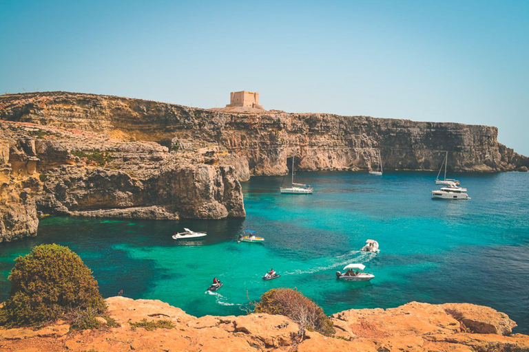 Lagoa Azul: Barbarossa Comino &amp; Blue Lagoon e vinho grátis