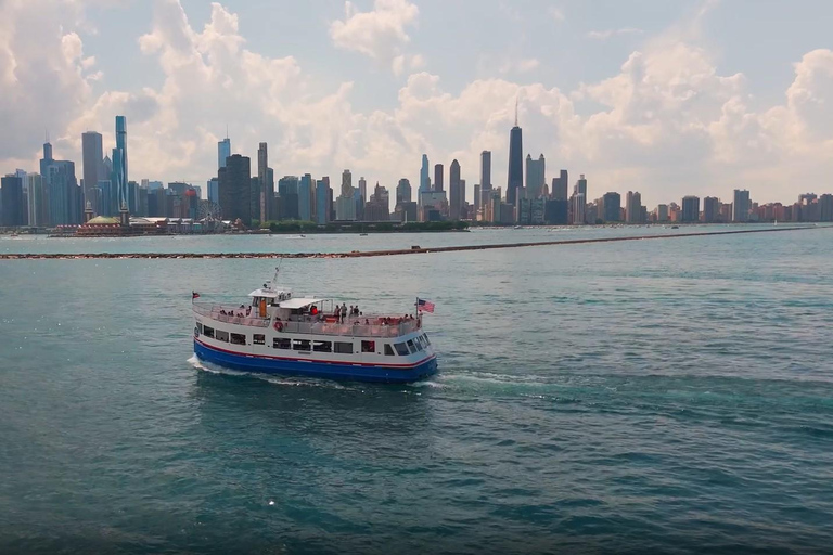 Chicago: River and Lake Michigan History Boat Tour