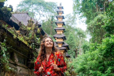 Clase de plata en Ubud: forja tu propio recuerdo de plataClase de plata en Ubud: Forja tu recuerdo personal de plata