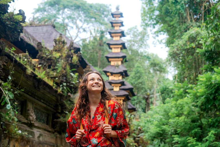 Clase de plata en Ubud: forja tu propio recuerdo de plataClase de plata en Ubud: Forja tu recuerdo personal de plata