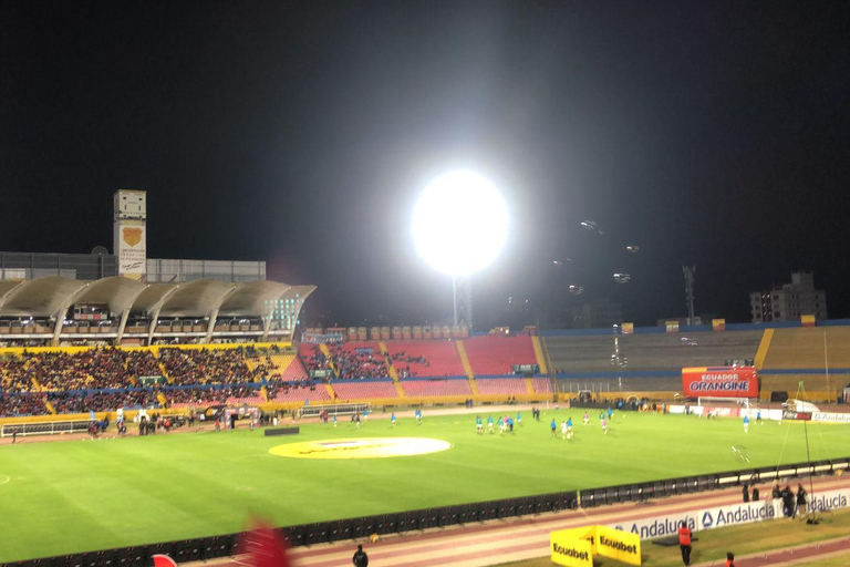 Quito: Football match with ticket and transfers