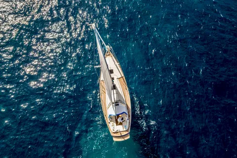 Von Palau: Segeltour durch das Maddalena-Archipel mit Mittagessen