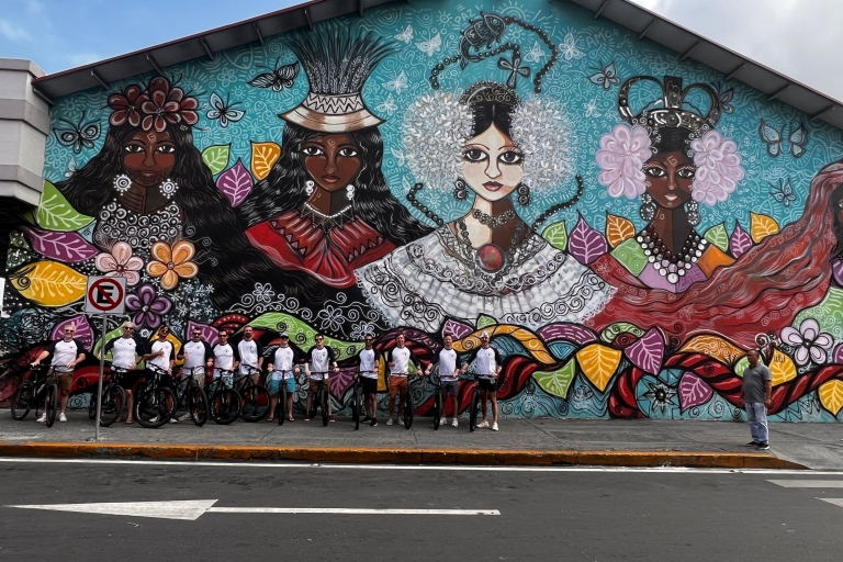Bike tour in Panama City and Old City with locals (Copy of) Bike tour in Panama City and Old Quarter with local guided