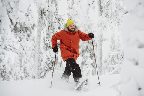 Pyhätunturi: prachtige sneeuwschoentocht in Fins LaplandSchilderachtige sneeuwschoentocht in Fins Lapland