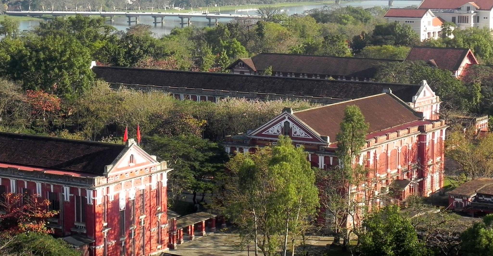 Hue, Night Walking and Photo Tour - Explore Hue by Night - Housity