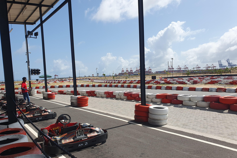 Colombo: Gokart och provsmakning av gatumat på Rooftop Bar