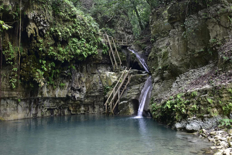 De Puerto Plata: Excursão de 1 dia a 27 Charcos de Damajagua